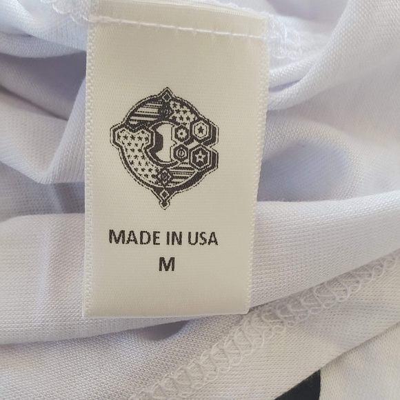 🌟SUPER SALE🌟 CABANAS AND COCKTAILS graphic tee - Picture 6 of 8